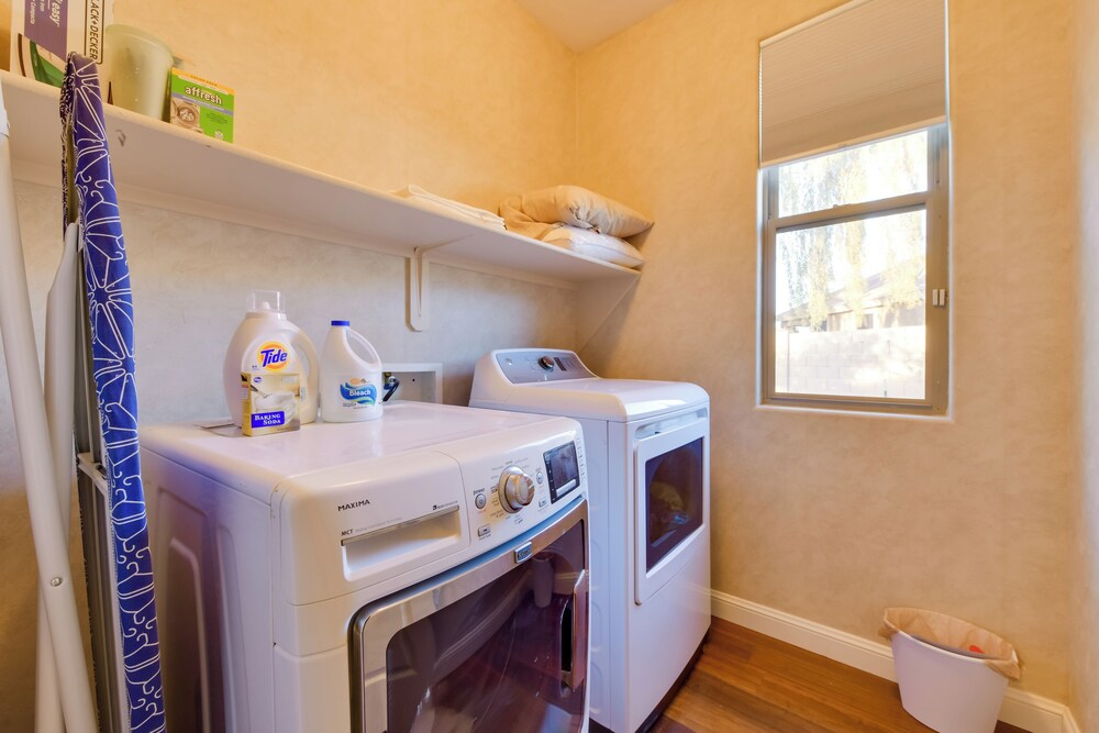 Outdoor Oasis w/ Private Pool! Casa Grande Escape