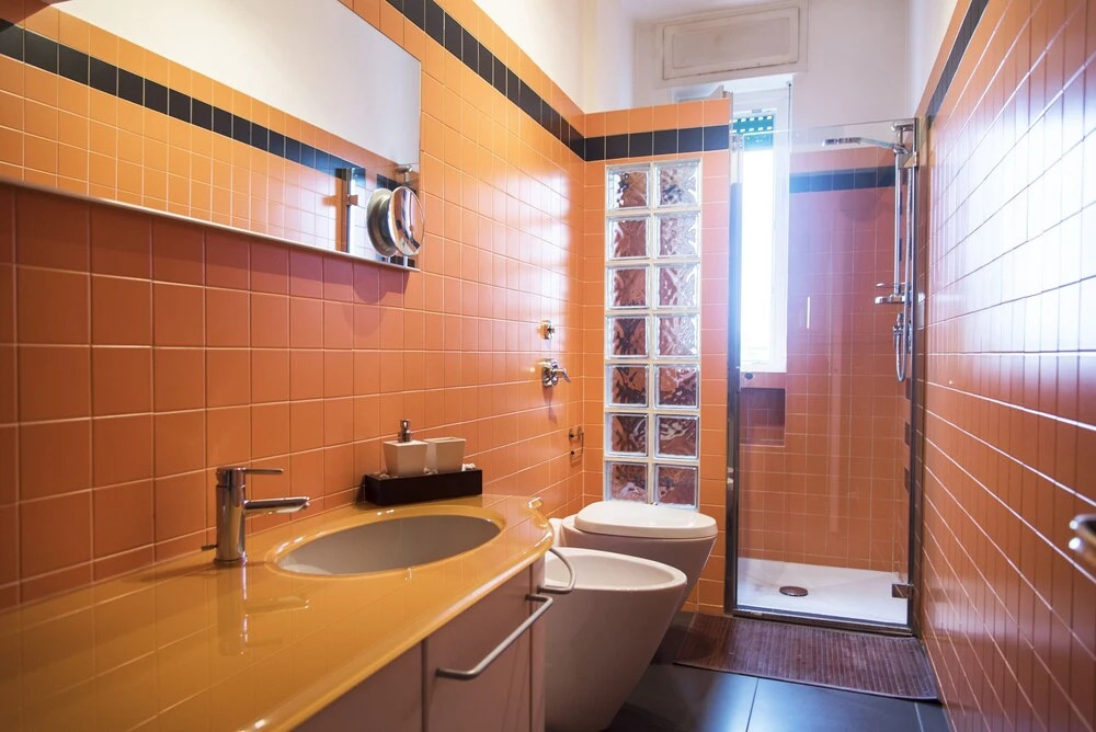 High Rise Studio Flat near Metro Stop