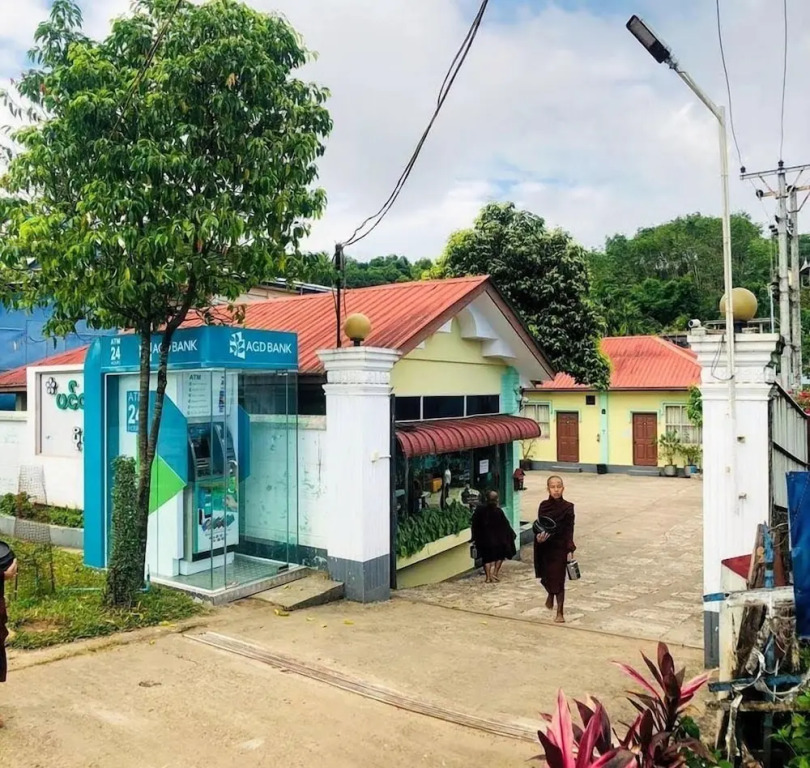 Pinlon Pann motel