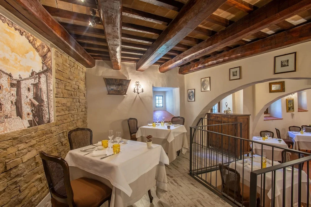Borgo Petroro