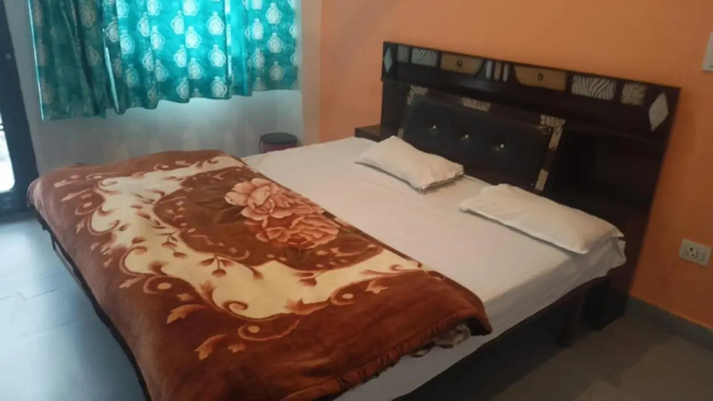 Yellowoaks Guest House
