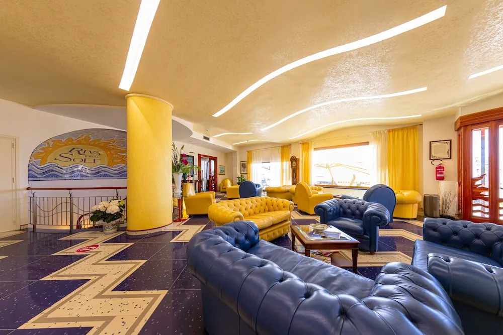 Hotel Riva Del Sole