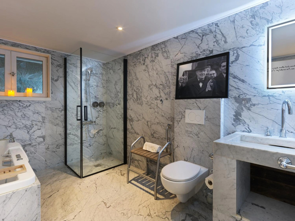 Snow Lodge Hotel Courchevel 1850