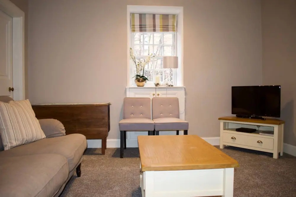 Cosy 2 Bedroom Apartment in Dean Village