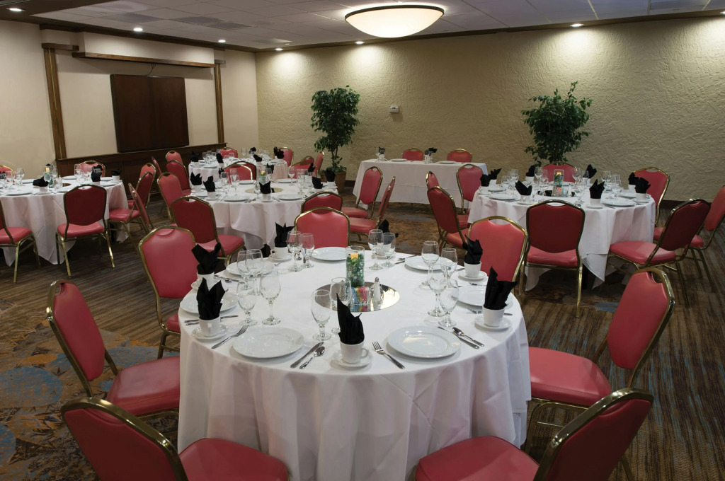 DoubleTree Suites by Hilton Tucson-Williams Center