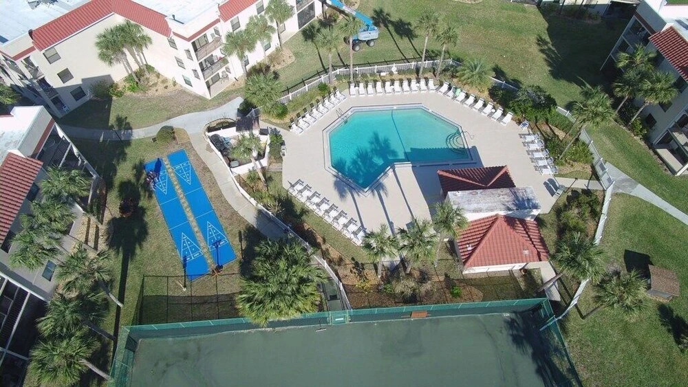 Ocean Village Club J24