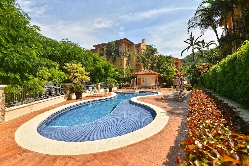 Bella Vista 8B 3 Bedr 3 1 2 Bath