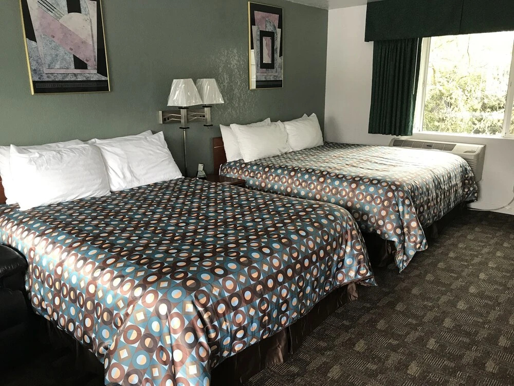 Phoenix Motel