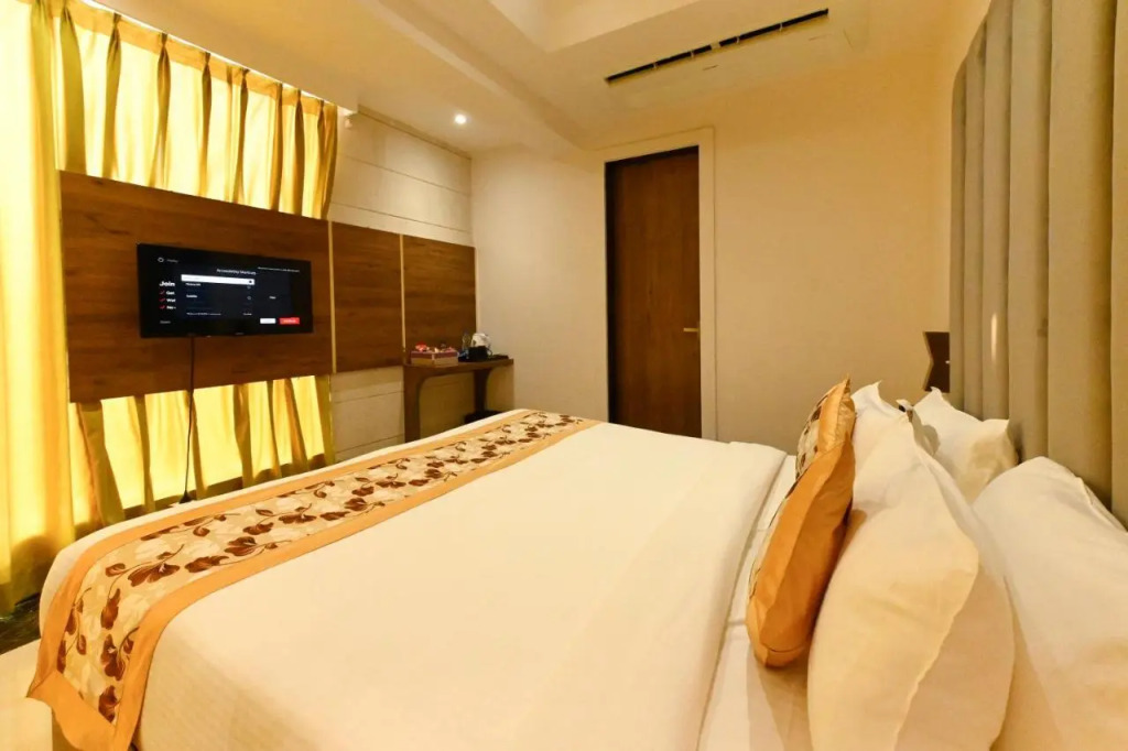 Hotel Avalon Palms Agra