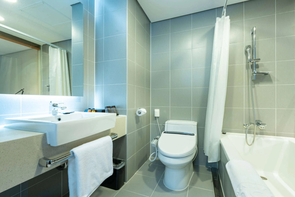 Ramada Encore by Wyndham CheonAn