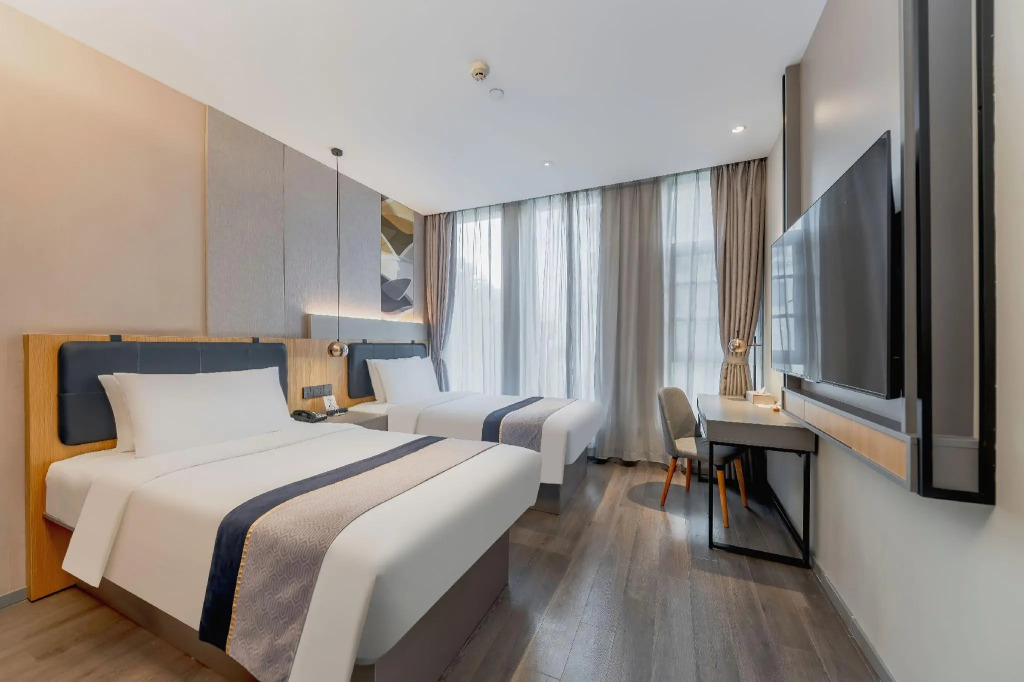 Home Inn Selected (Shanghai Raffles, North Bund)