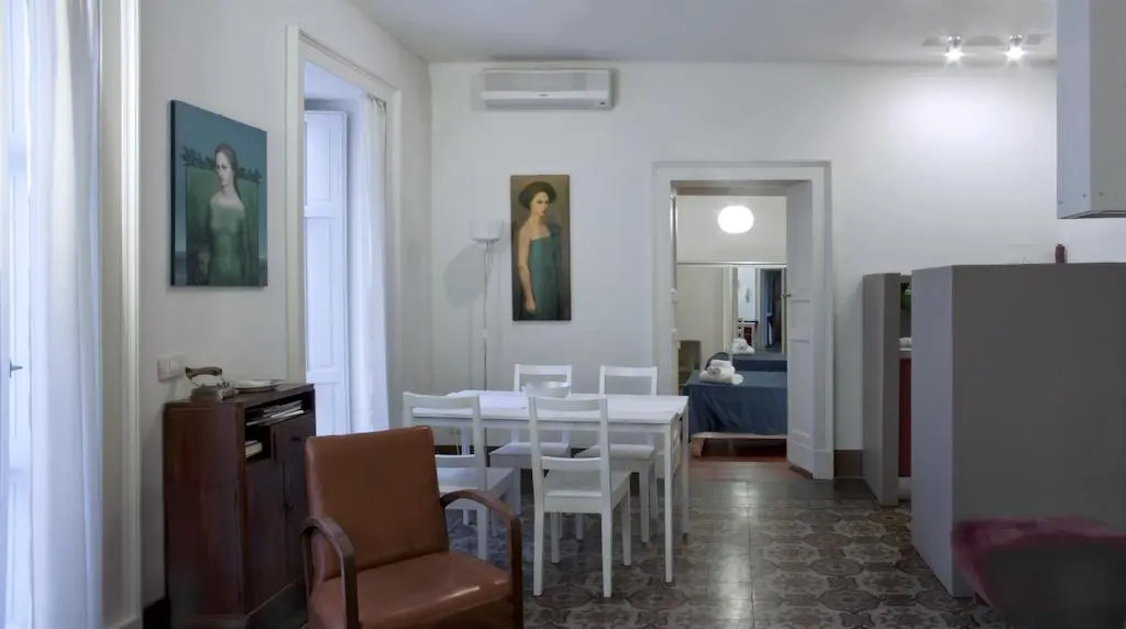 Tre Vie apARTment con terrazza