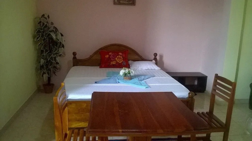 Papaa Palace