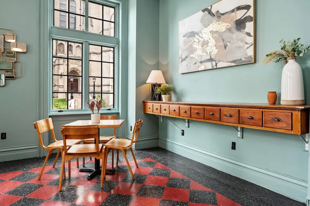 Kasa Uniquely Designed Suite Near Carnegie Museum The Maverick