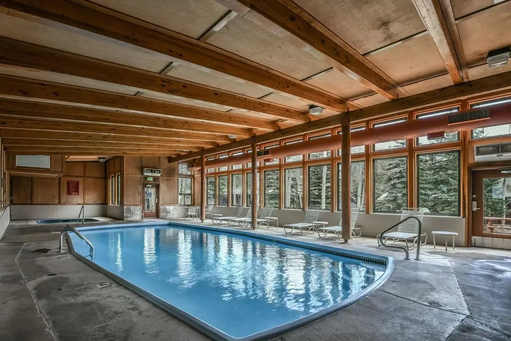 Lodgepole 2015 by SummitCove Vacation Lodging