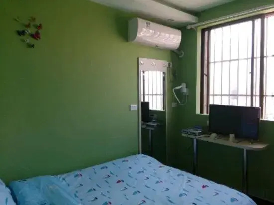 Urban express theme apartment (optical valley plaza subway station store)
