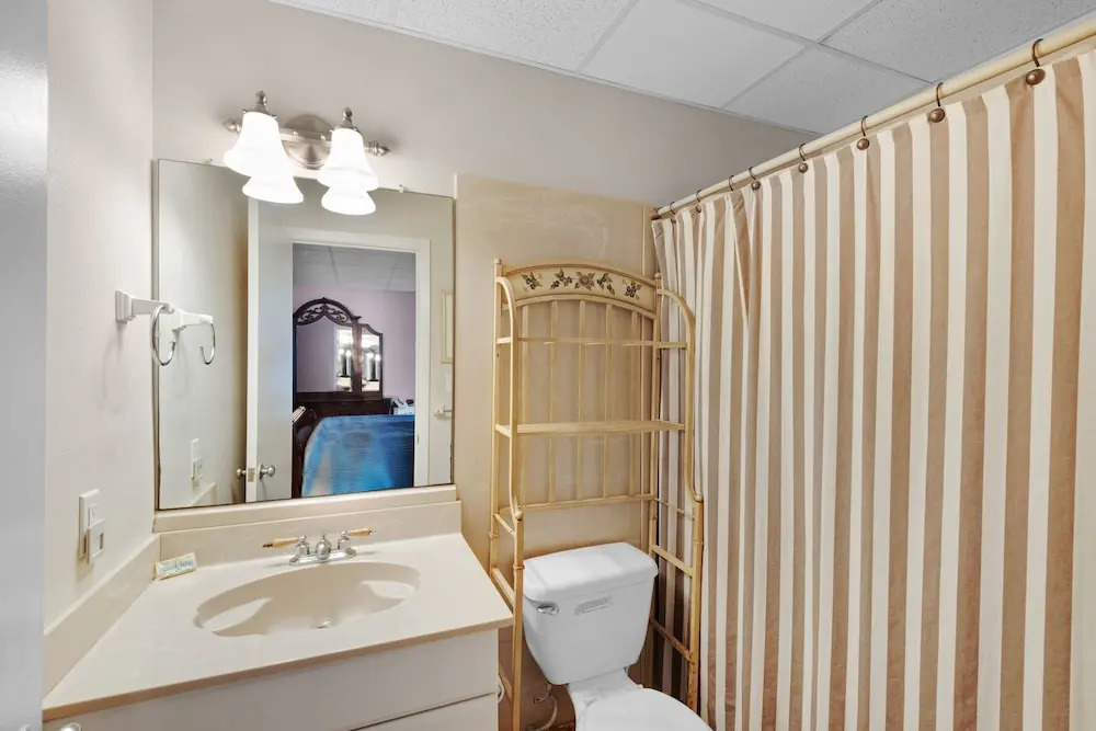 Sans Souci unit 104