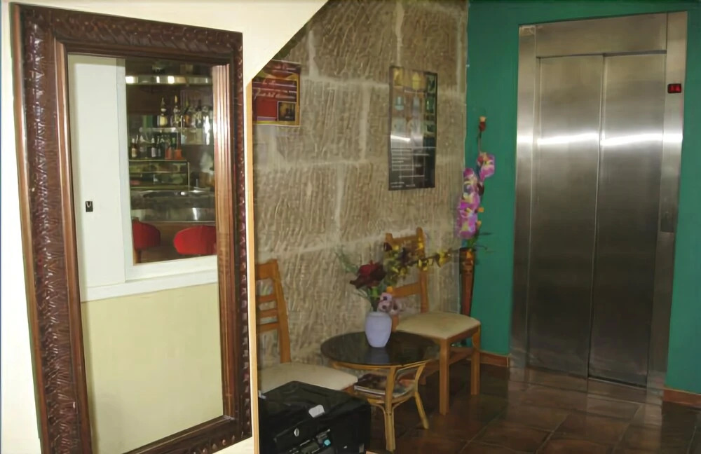 Hostal Casais