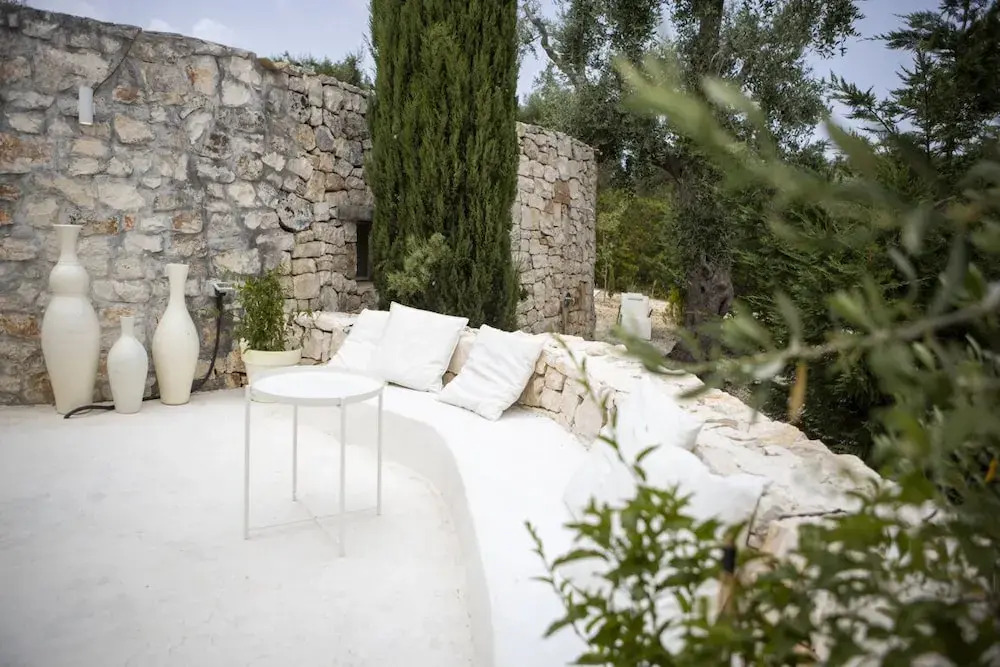 Trullo e Lamie Fiabeschi con Piscina Privata