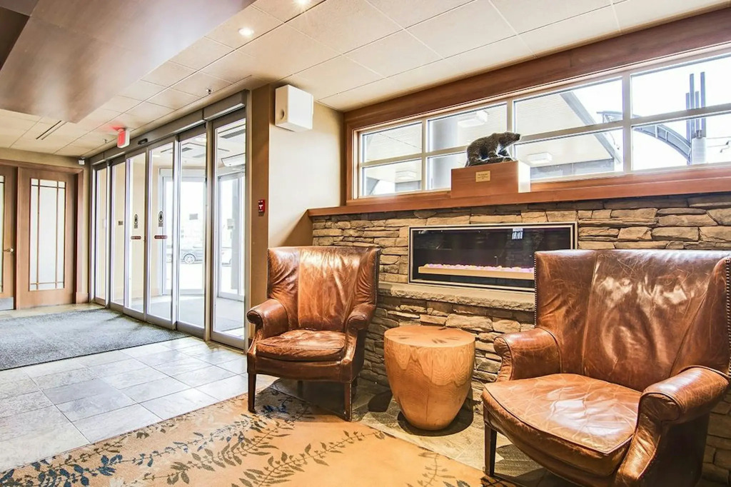 Sawridge Inn and Conference Centre Edmonton South