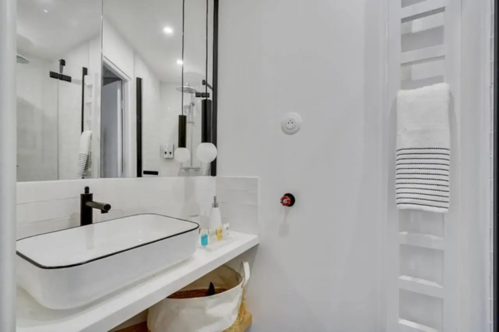 194 Suite Maison Parisienne
