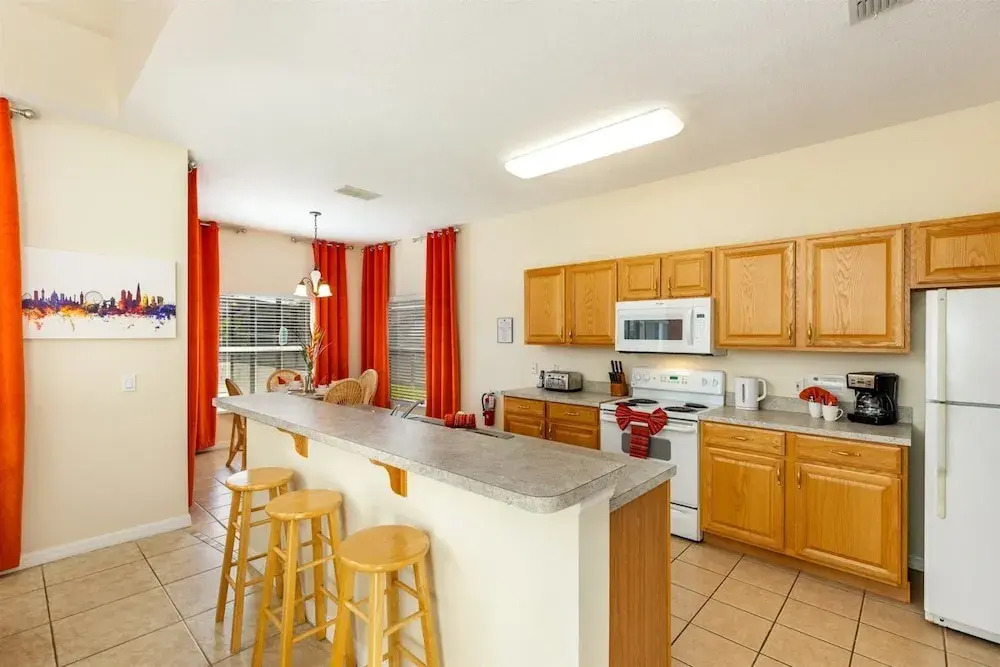 Fabulous 5 bed Villa With a South Facing Pool - 465