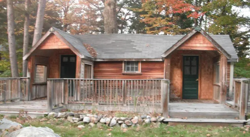 Duncan Lake Cottages