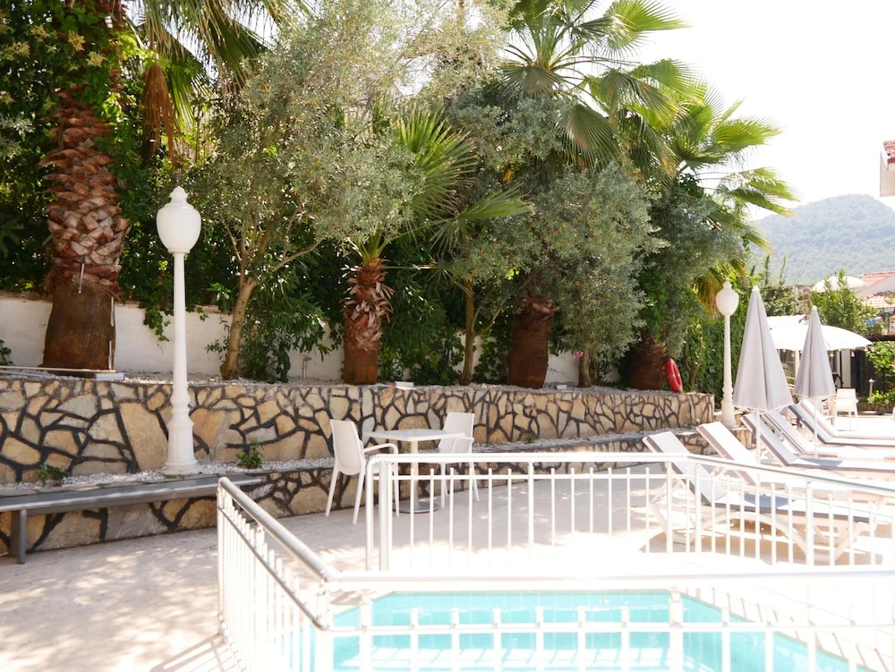 Nefis Hotel Ölüdeniz