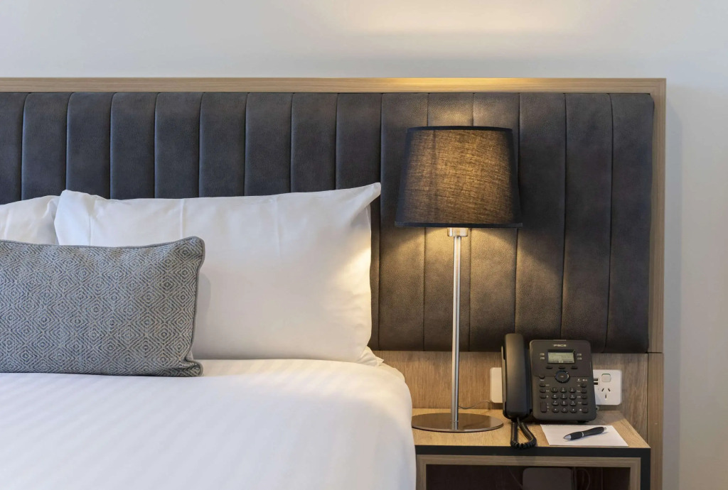 Ingot Hotel