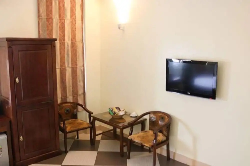 Vạn Xuân Hotel HN - by BAY LUXURY