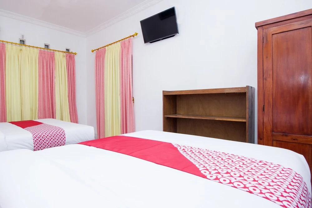 Oyo 653 Ki Agung Prestise 2
