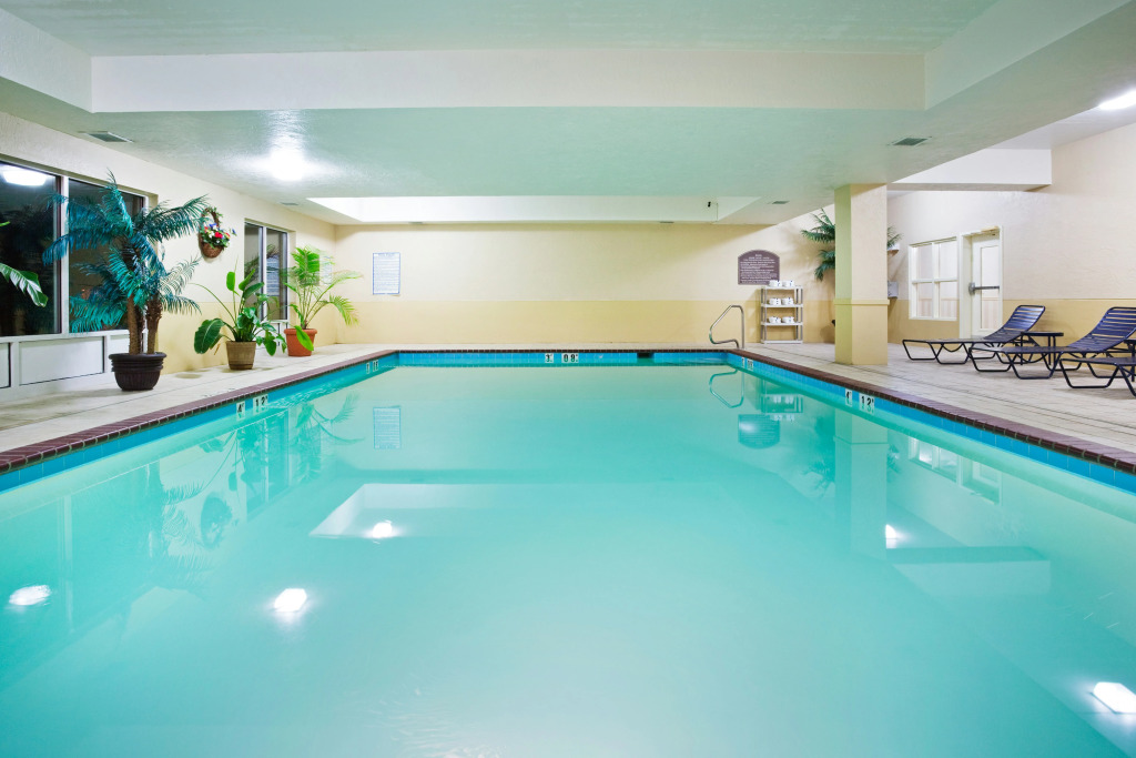 Holiday Inn Express Hotel & Suites London by IHG