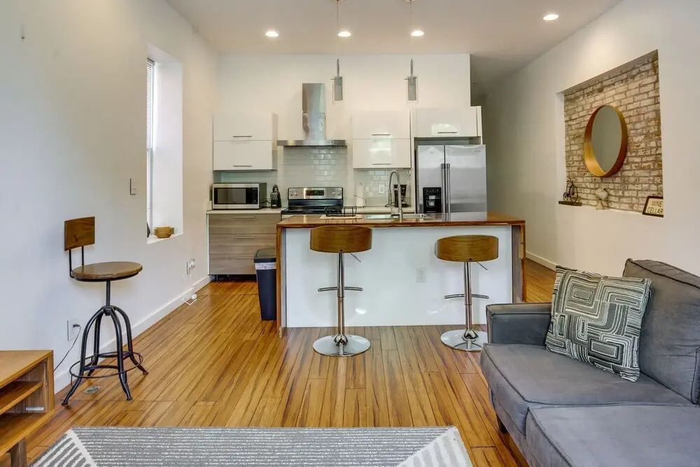Modern St Louis Vacation Rental Near Benton Park!