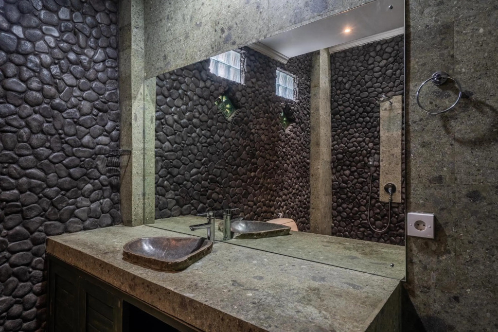 Huts Rock Ubud