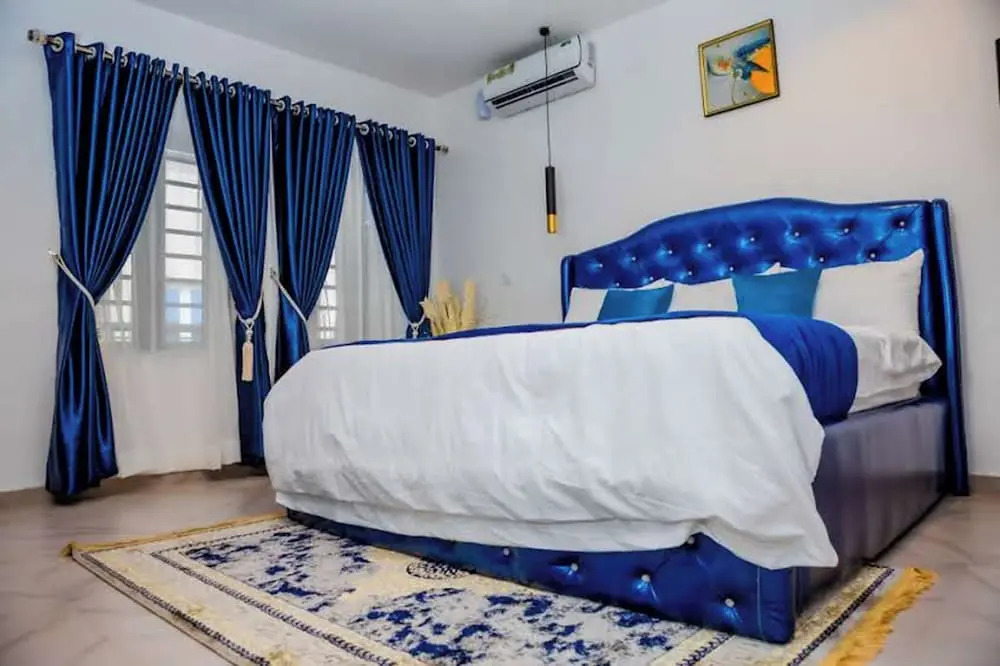 El Elyon Hotel and Suites