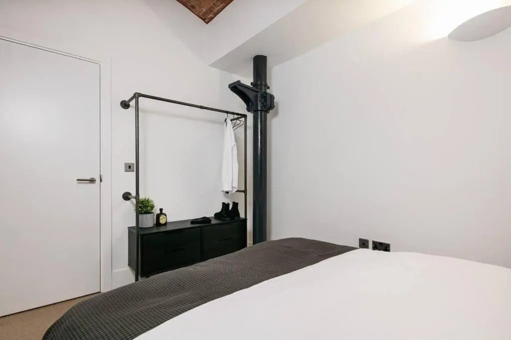 Manchester Warehouse Apartment by Jacksonheim Residences