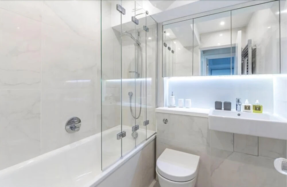 Mayfair Oxford Street Apartment