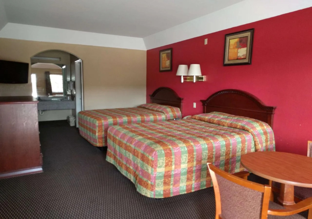 Regency Inn and Suites Galena Park