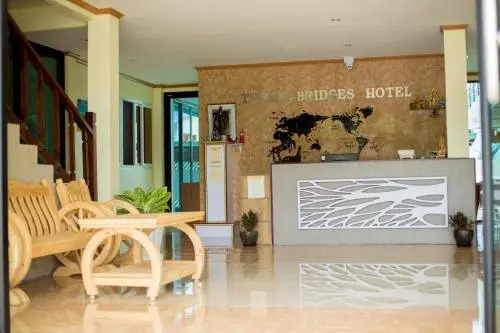 Three Bridges Hotel