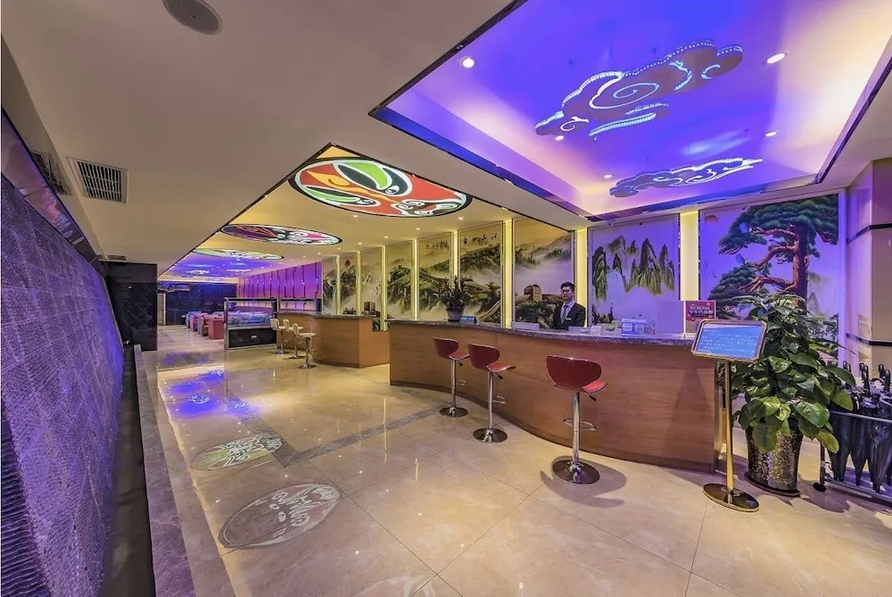 Hollyston Hotel of Chengdu