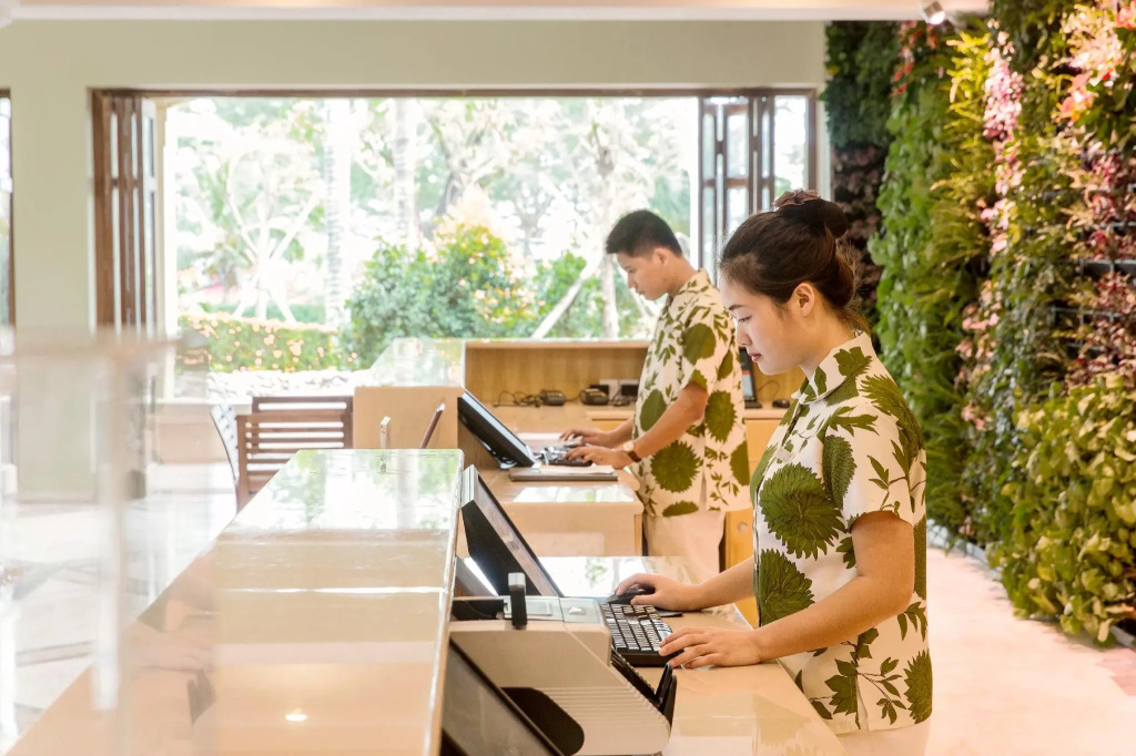 Resort Golden Palm