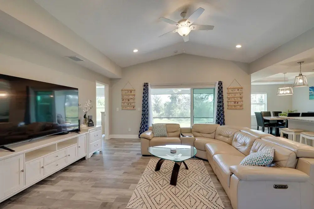 South Gulf Cove Port Charlotte Retreat: Gas Grill