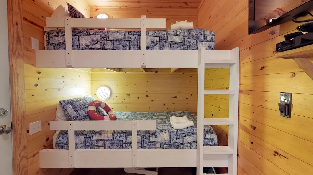Dockside Sc2 4 Bedroom Home