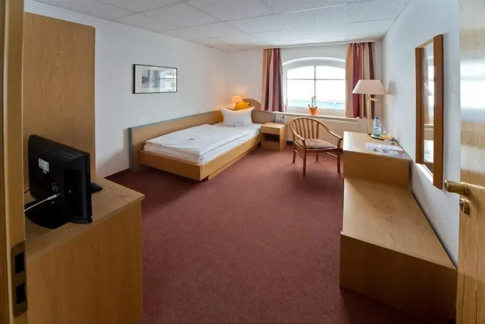 City Hotel