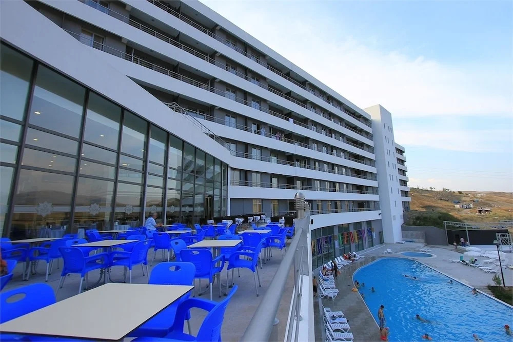 Naskon Sapphire Resort & Spa