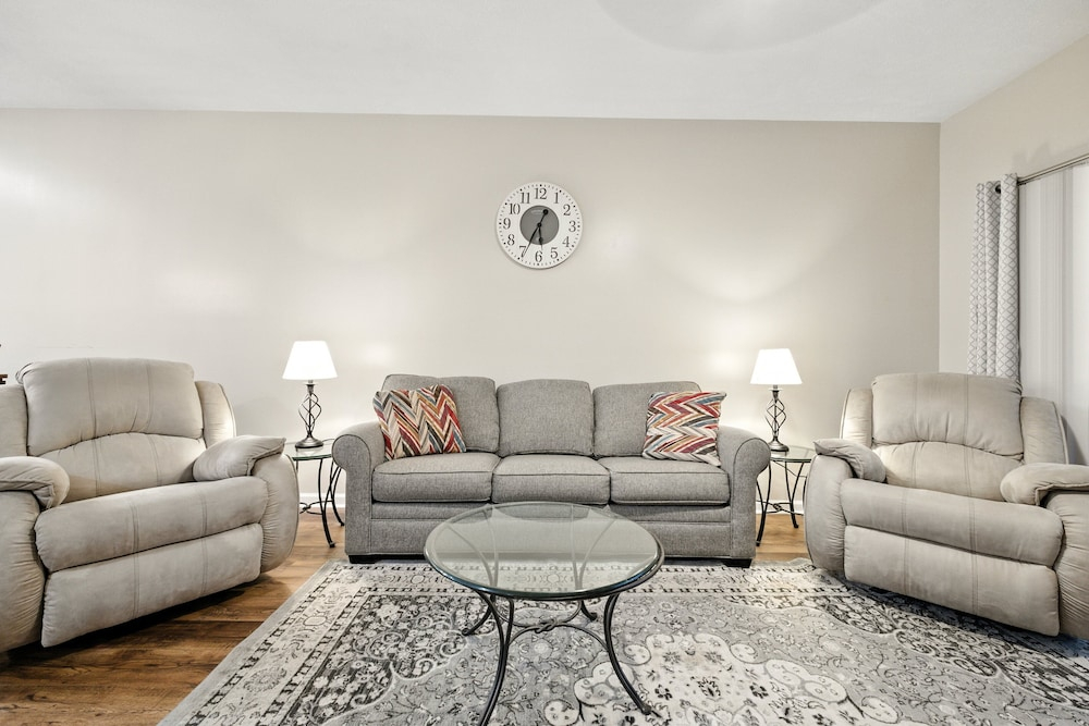 River Oaks 55E