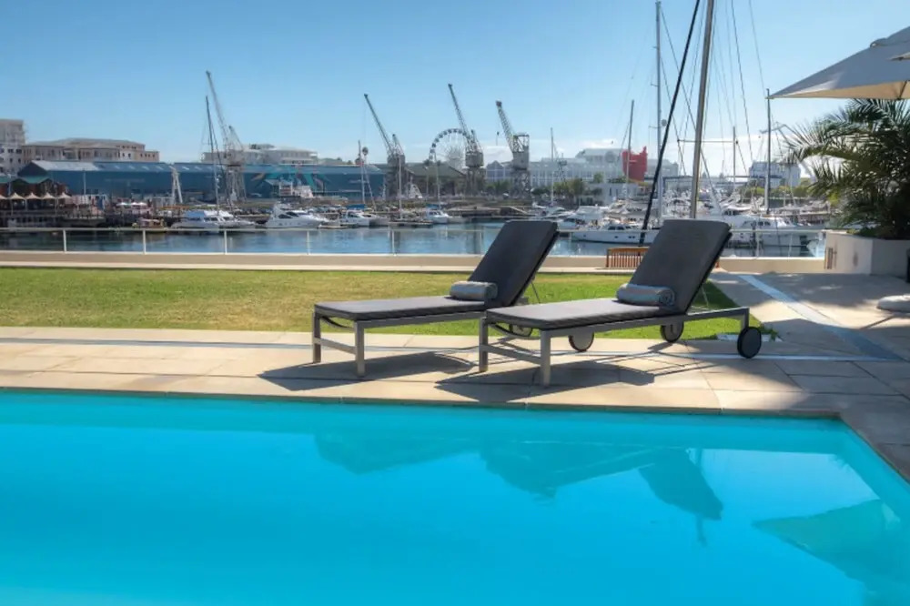 The Canal Three Bedroom Pool Duplex Penthouse - 007