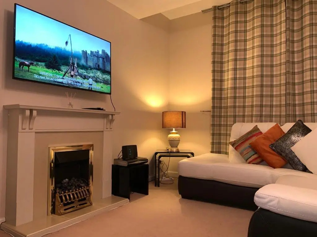 Holland Drive 2 Bedroom Flat (Adults Only)