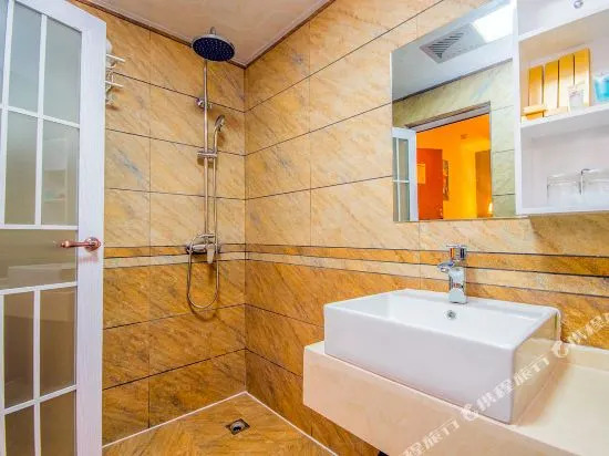 Biancheng Business Hotel Leshan