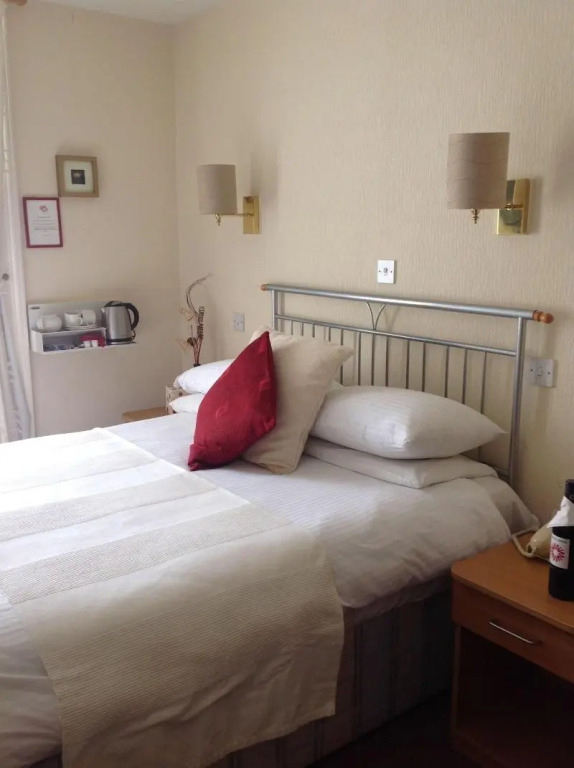 The George Hotel